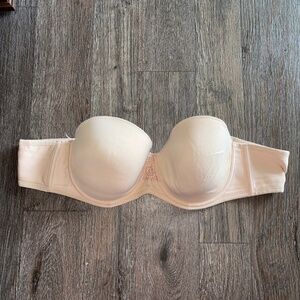 Vanity Fair 42c strapless bra excellent condition